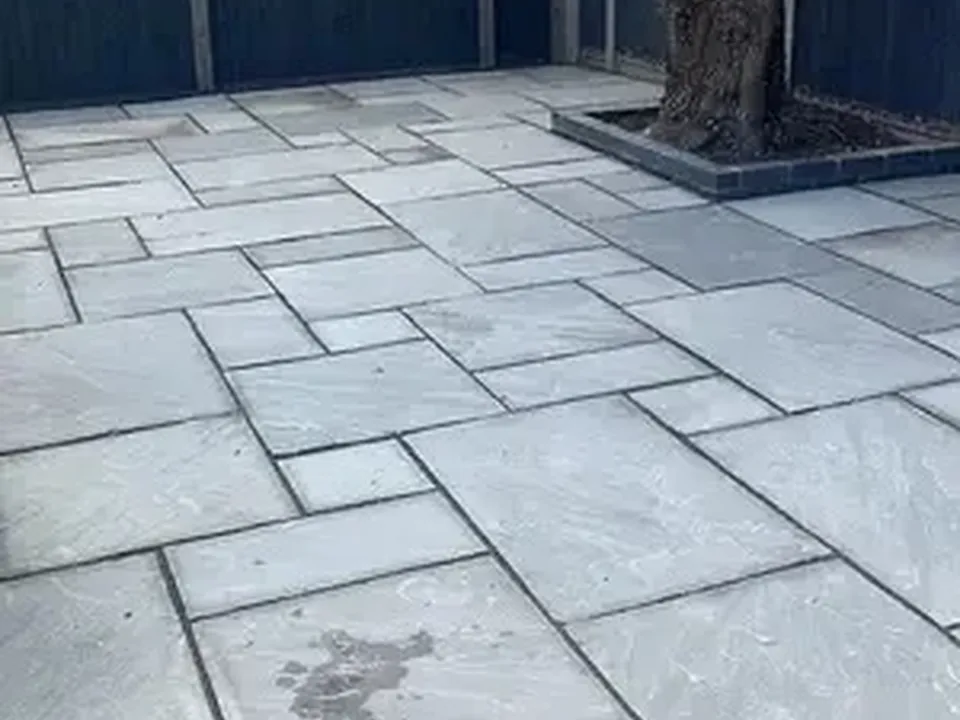 Grey large-format paving detail